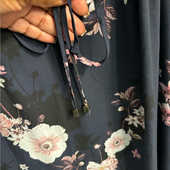Estelle Floral Blouse Navy 1X - Picture 5 of 6
